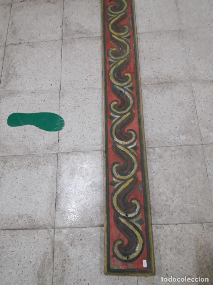 Antig&uuml;edades: Friso tallado y pintado - Foto 4