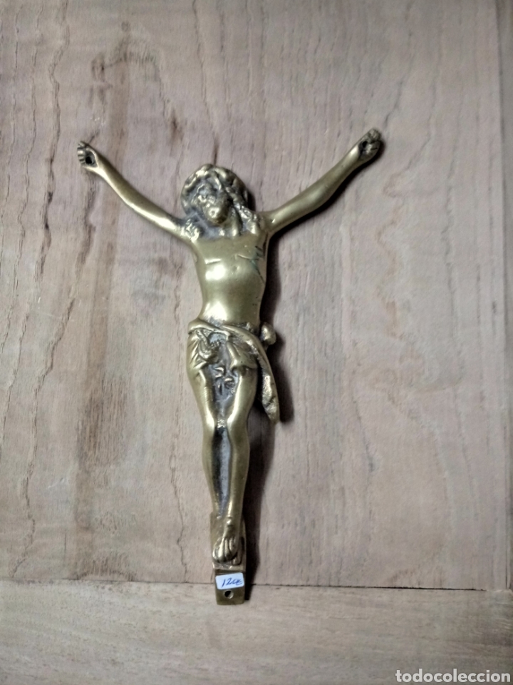 Antig&uuml;edades: Cristo de bronce - Foto 2