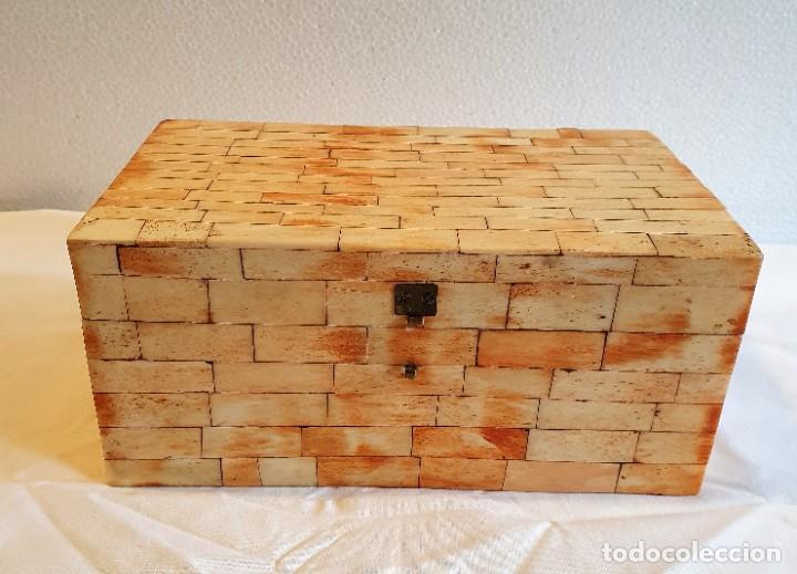 Antig&uuml;edades: -CAJA JOYERO DE HUESO - Foto 1