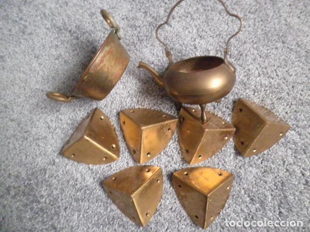 Antig&uuml;edades: Esquinales de bronce, tetera y palangana - Foto 2
