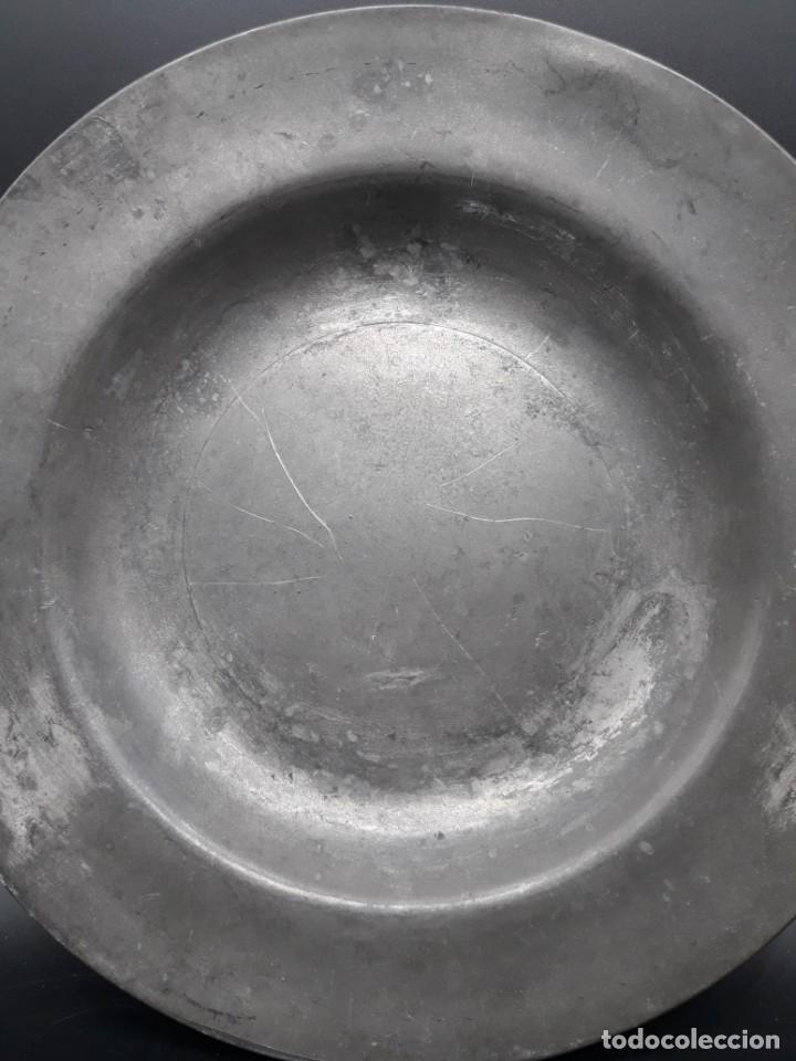 Antig&uuml;edades: Plato de esta&ntilde;o siglo XIX - Foto 2