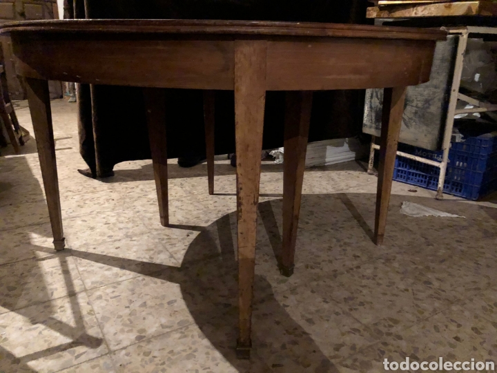 Antig&uuml;edades: Mesa ovalada de centro en madera de nogal - Foto 2