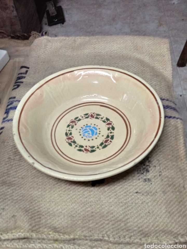 Antig&uuml;edades: Lebrillo de ceramica - Foto 1