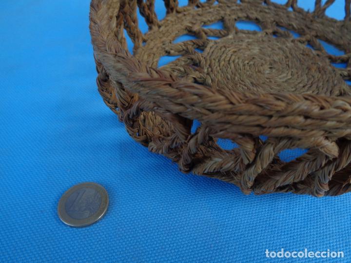 Antig&uuml;edades: CESTO DE ESPARTO - Foto 4
