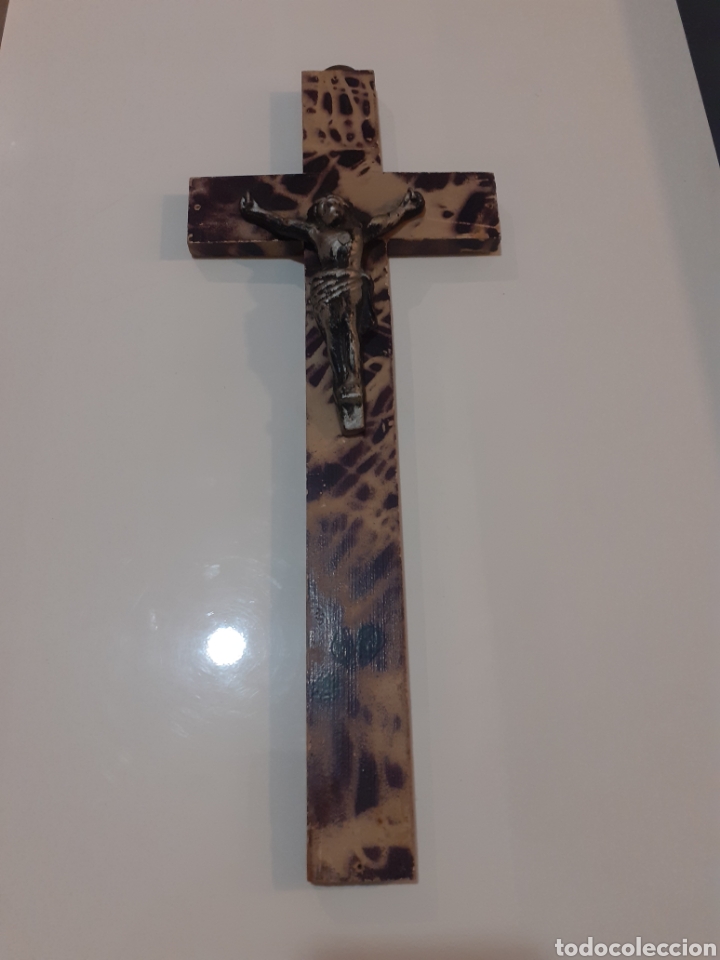 Antig&uuml;edades: CRUCIFIJO DE MADERA Y HIERRO. - Foto 1
