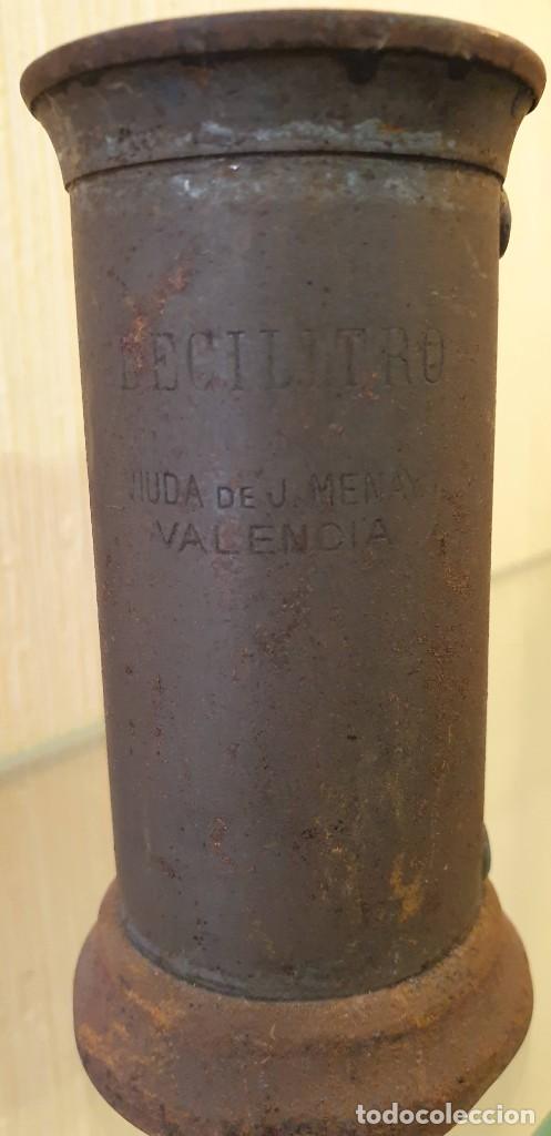 Antig&uuml;edades: Jarritas medidoras - Foto 6