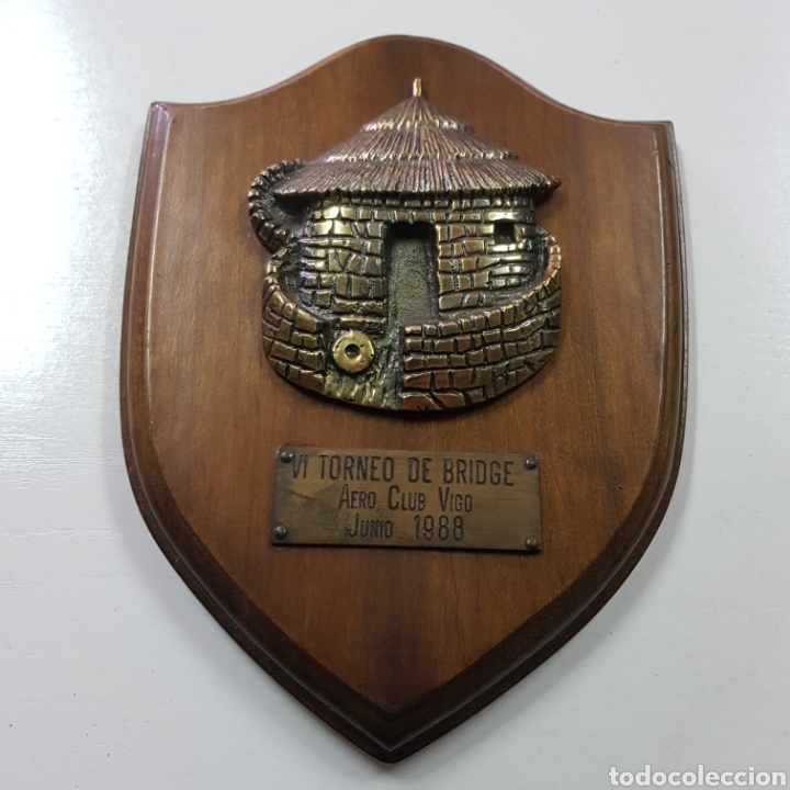 Antig&uuml;edades: METOPA DE MADERA Y BRONCE CASTRO CELTA GALICIA - Foto 4