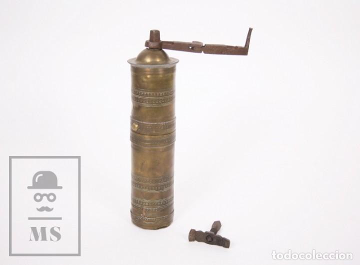 Antiquit&eacute;s: Antiguo Molinillo de Caf&eacute; Otomano o Turco - Lat&oacute;n - Primera Mitad S. XX - Restauraci&oacute;n