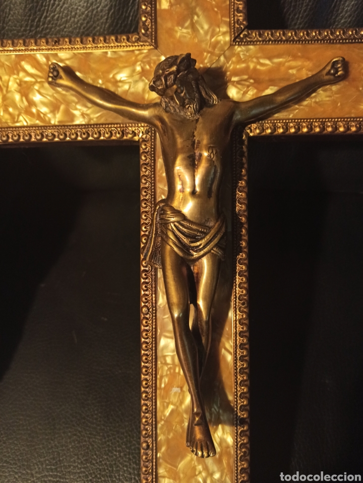 Antig&uuml;edades: antiguo crucifijo en madera y bronce - Foto 5