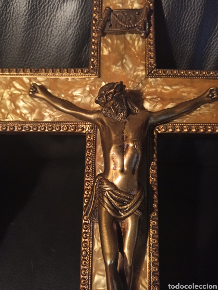 Antig&uuml;edades: antiguo crucifijo en madera y bronce - Foto 7