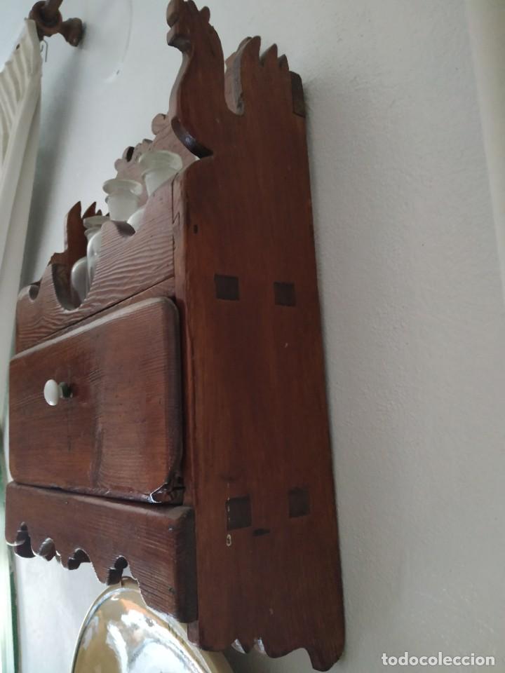 Antig&uuml;edades: Soporte almirez con caj&oacute;n. - Foto 2
