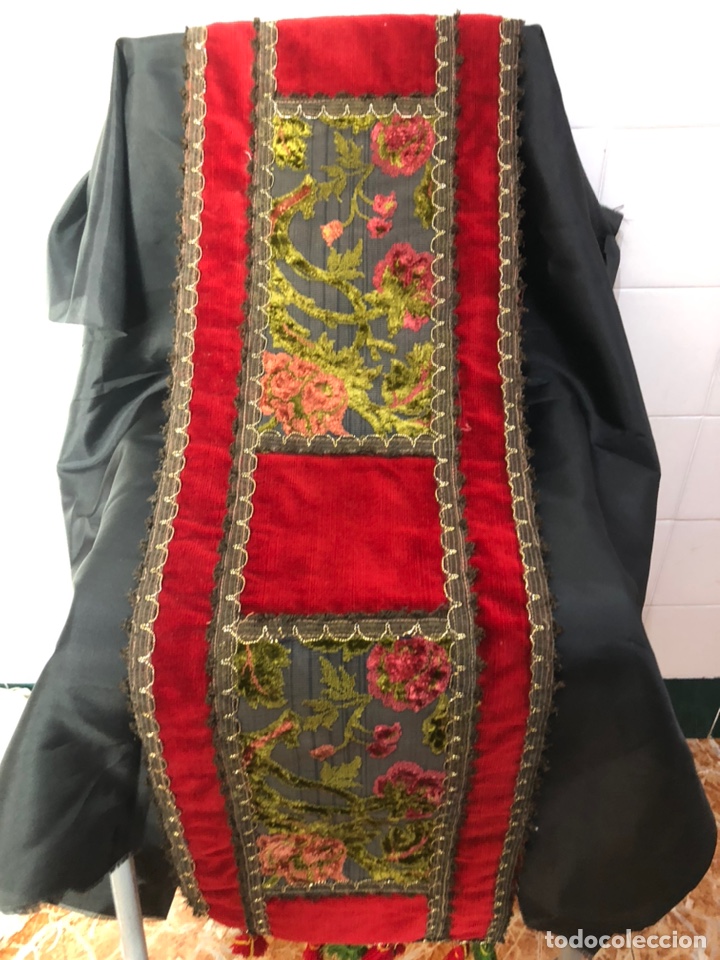 Antig&uuml;edades: Bordados de Semana Santa - Foto 1