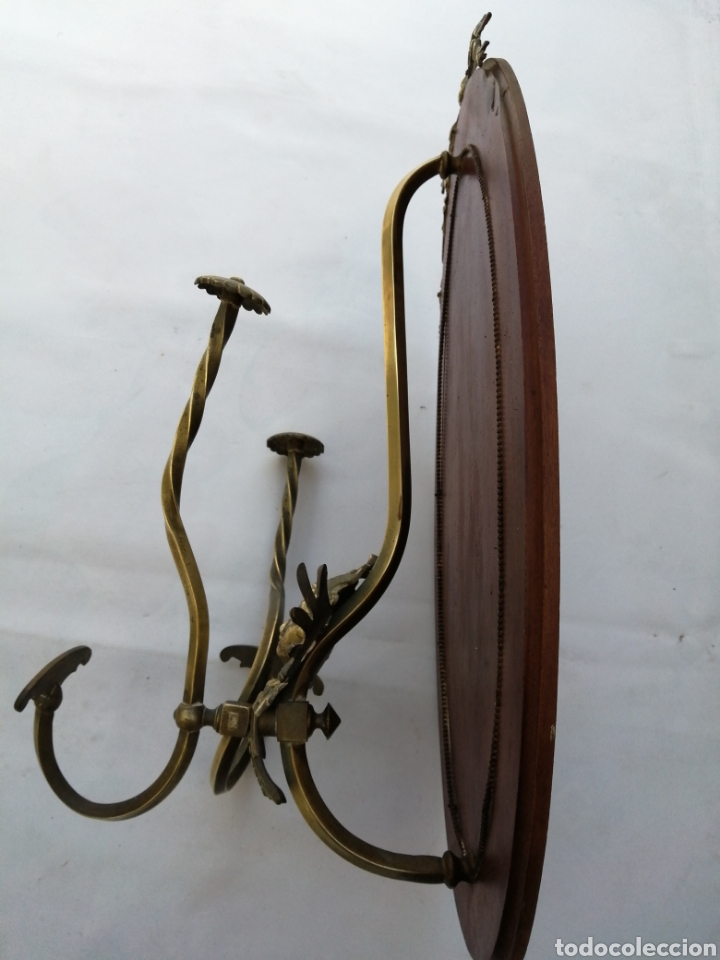 Antig&uuml;edades: Antiguo perchero bronce y roble siglo xix - Foto 6