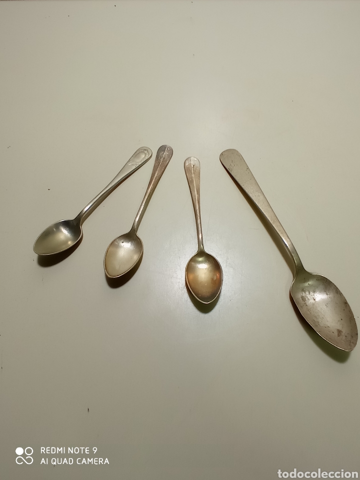 Antig&uuml;edades: Cuatro antiguas cucharas con sellos meneses. - Foto 1