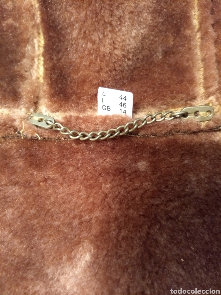 Antig&uuml;edades: Chaqueton con capucha - Foto 9