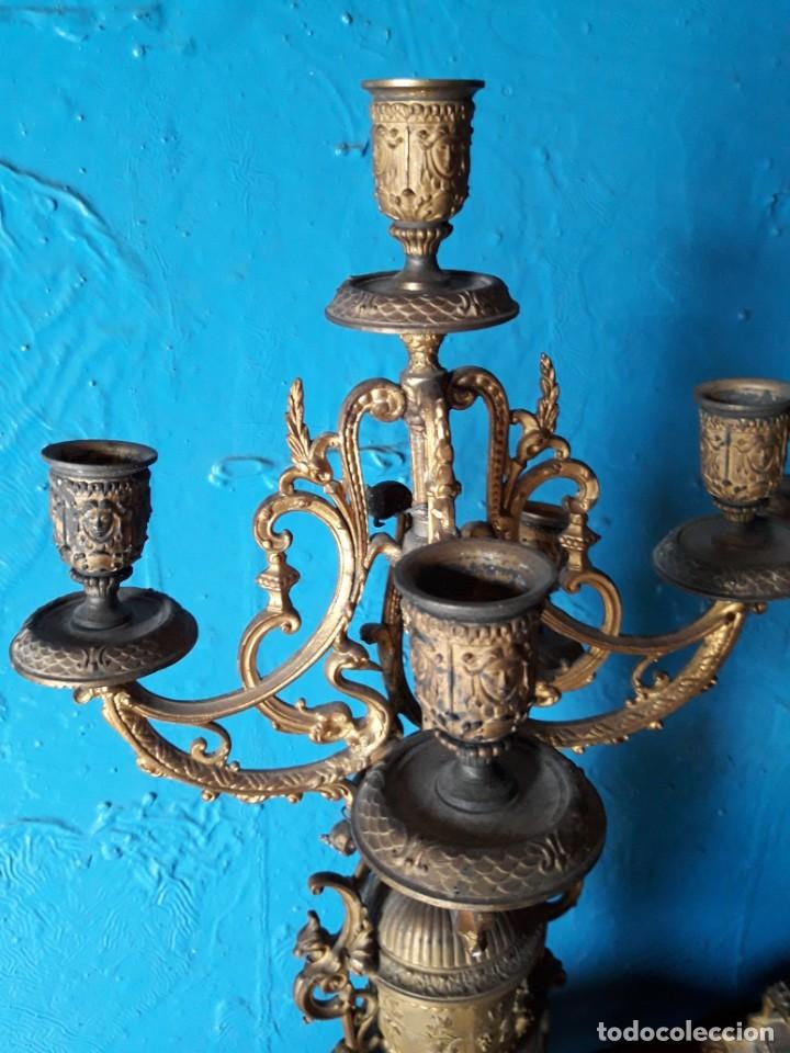 Antig&uuml;edades: Pareja candelabros siglo XIX - Foto 2