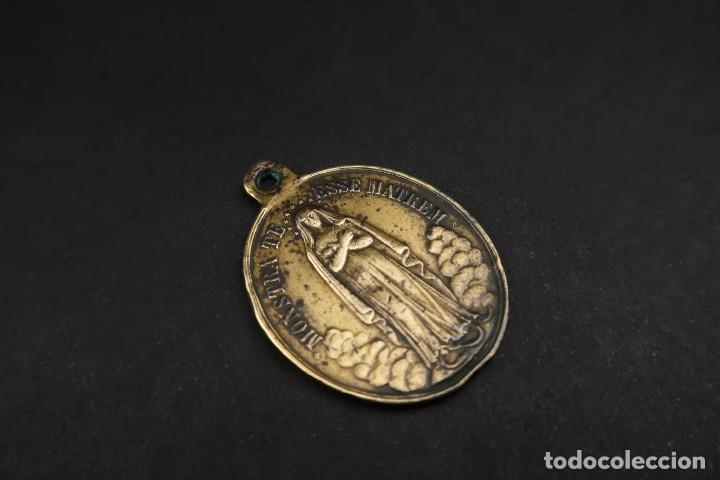 Antig&uuml;edades: Antigua Medalla Religiosa de Bronce - Foto 3