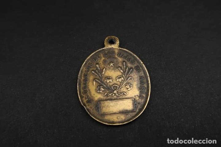Antig&uuml;edades: Antigua Medalla Religiosa de Bronce - Foto 4