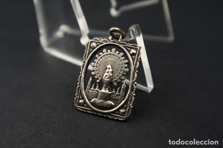 Antig&uuml;edades: Antigua Medalla Religiosa de Plata - Foto 1