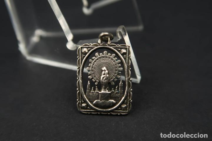 Antig&uuml;edades: Antigua Medalla Religiosa de Plata - Foto 2