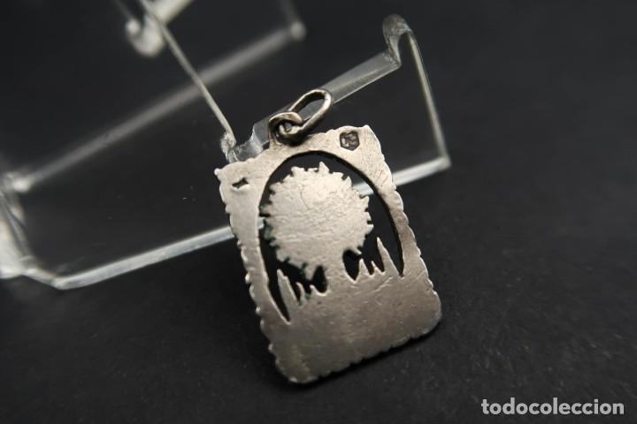 Antig&uuml;edades: Antigua Medalla Religiosa de Plata - Foto 5