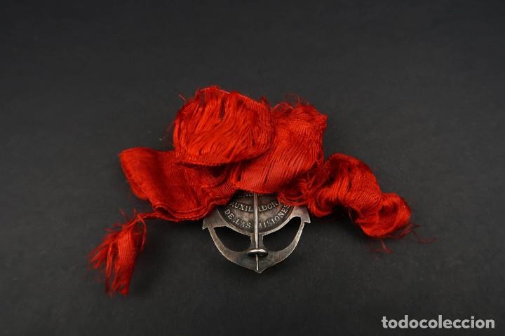 Antig&uuml;edades: Antigua Medalla Religiosa de Plata - Foto 4