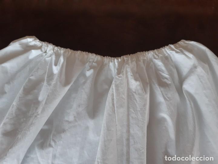 Antig&uuml;edades: ANTIGUA Y GRANDE ROPA INTIMA DE MUJER. - Foto 3