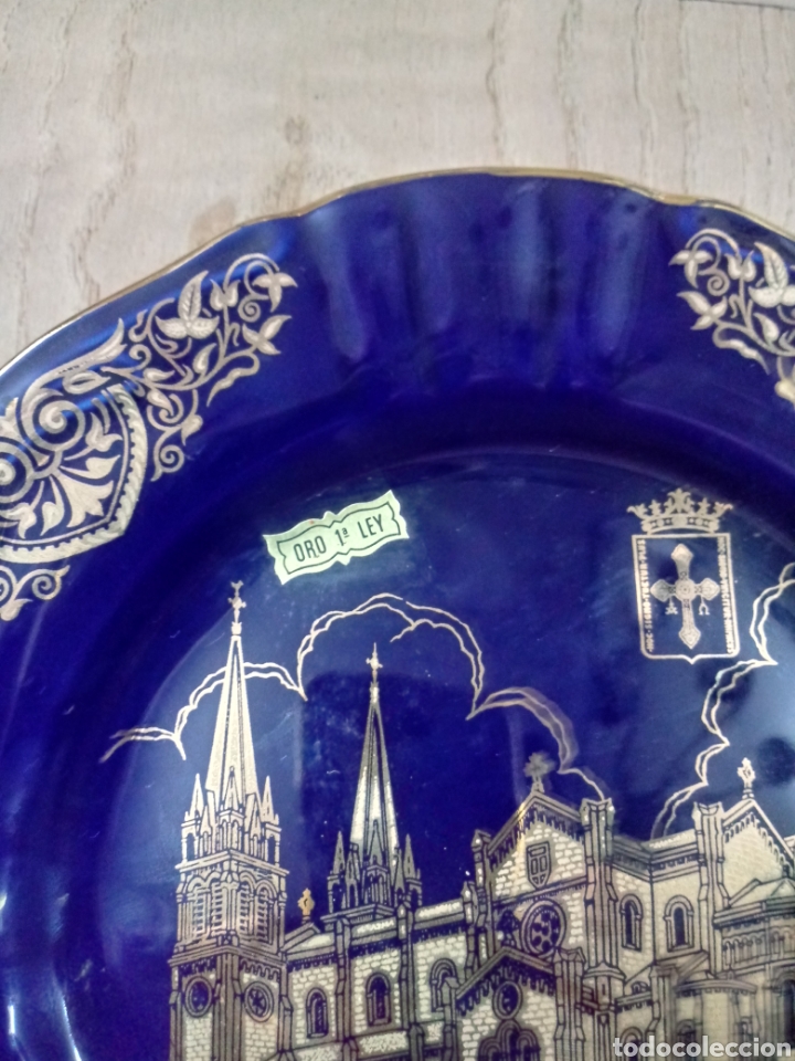 Antig&uuml;edades: Plato de Basilica de Covadonga - Foto 3