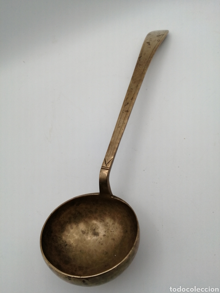 Antig&uuml;edades: Cuchar&oacute;n bronce - Foto 1