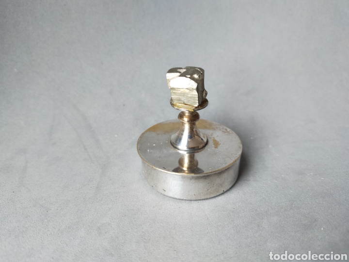 Antig&uuml;edades: CAJA DE METAL PLATEADO CON PIRITA. - Foto 2