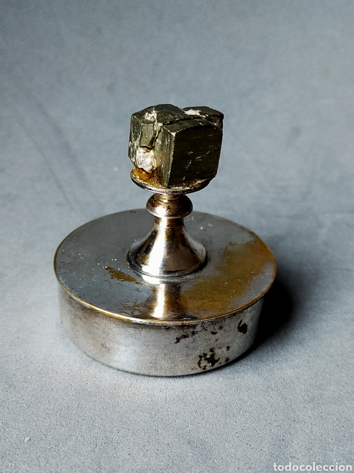Antig&uuml;edades: CAJA DE METAL PLATEADO CON PIRITA. - Foto 17