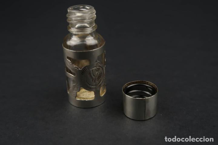 Antig&uuml;edades: Antiguo Bote perfume de Plata y Cristal - Foto 8