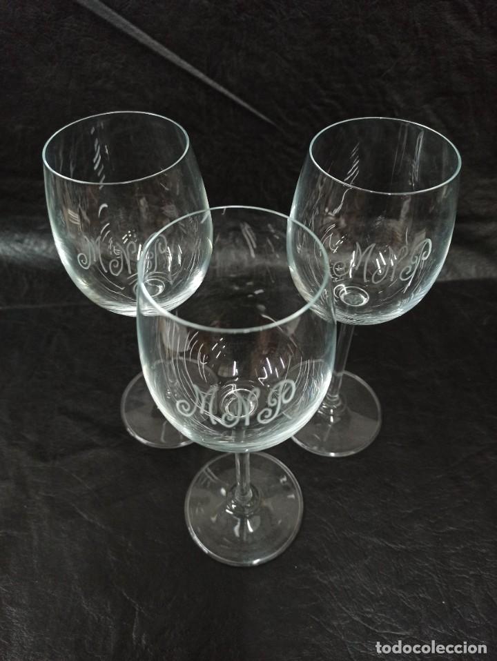 Antig&uuml;edades: Conjunto de 3 copas de cristal tallado C39 - Foto 2