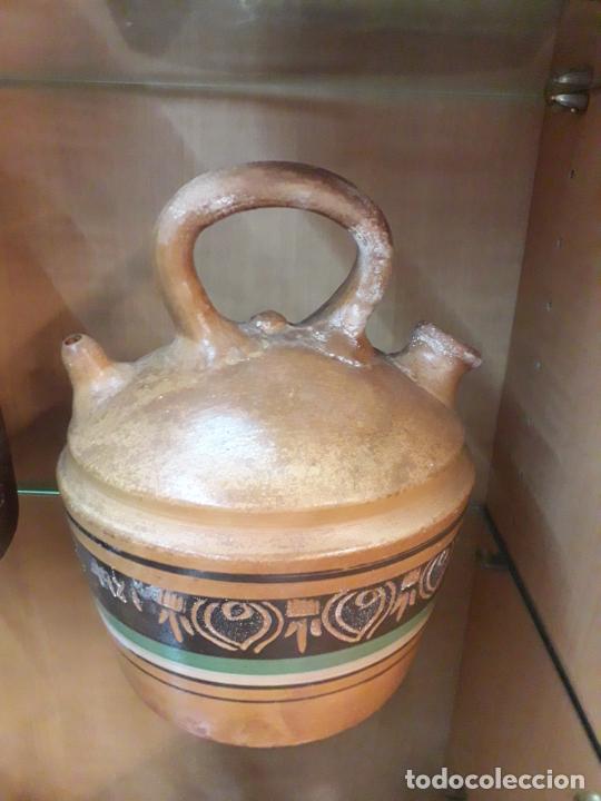 Antig&uuml;edades: Botijo cenefa - Foto 1