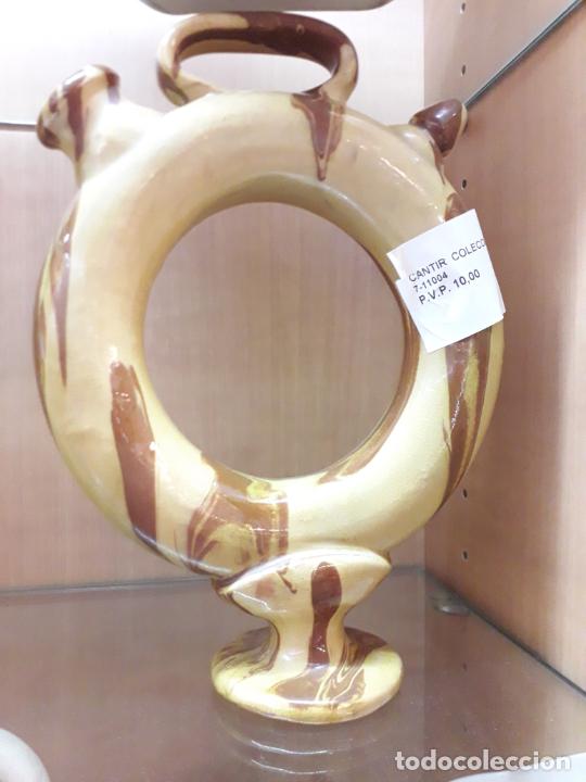 Antig&uuml;edades: Botijo esmaltado circular - Foto 1