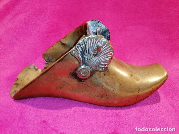 Antig&uuml;edades: PAREJA DE ESTRIBOS COLONIALES - Foto 5