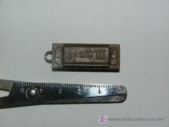 Antig&uuml;edades: PEQUE&Ntilde;A ARMONICA MINIATURA. - Foto 1