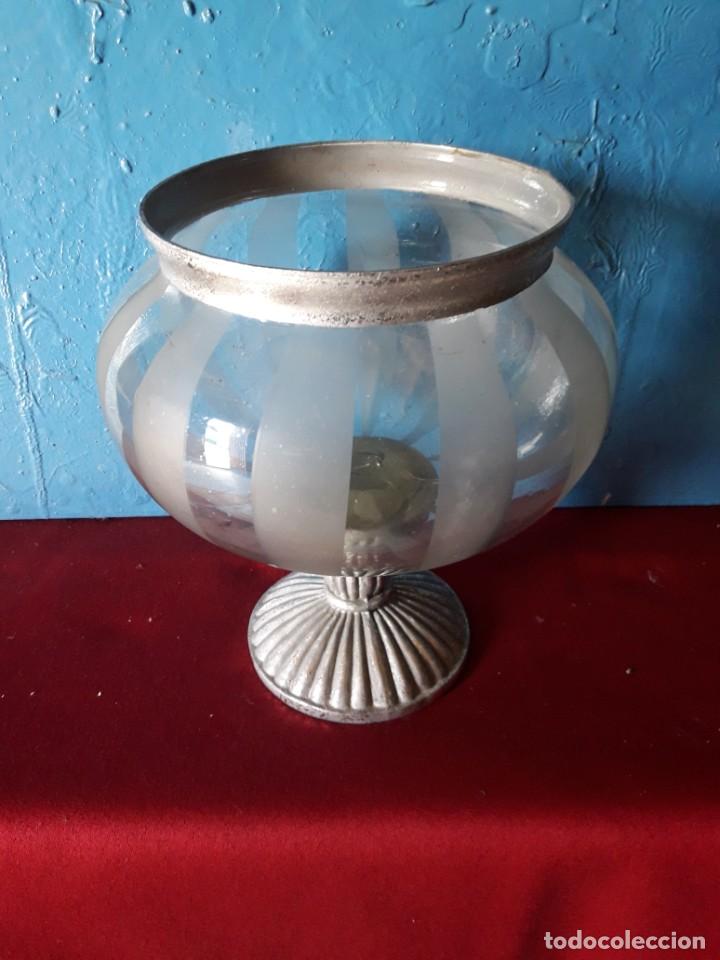 Antig&uuml;edades: Floreo cristal y calamina - Foto 1