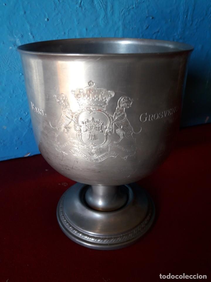 Antig&uuml;edades: Copa de esta&ntilde;o - Foto 1