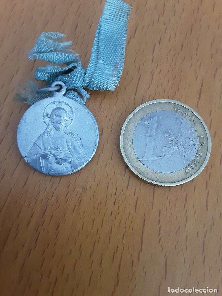 Antig&uuml;edades: Medalla virgen Montserrat - Foto 2