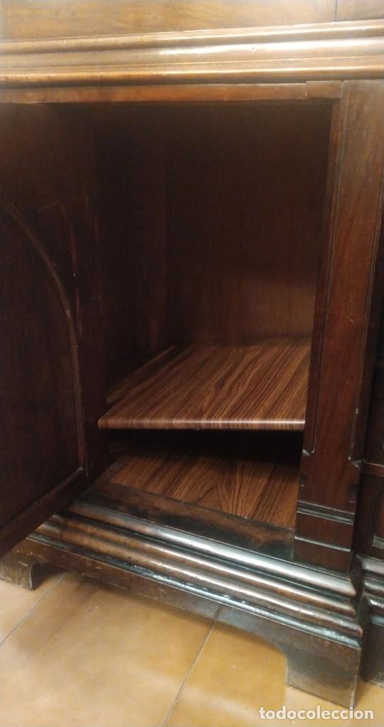 Antig&uuml;edades: Mueble vitrina antiguo - Foto 11