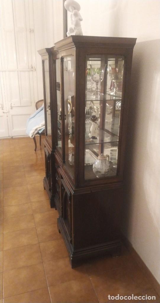Antig&uuml;edades: Mueble vitrina antiguo - Foto 12
