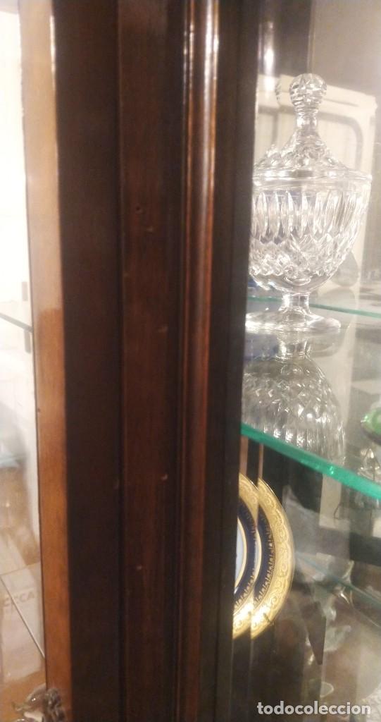 Antig&uuml;edades: Mueble vitrina antiguo - Foto 13