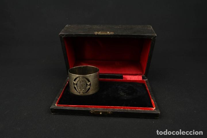 Antig&uuml;edades: Antiguo Servilletero con su Estuche - Foto 9