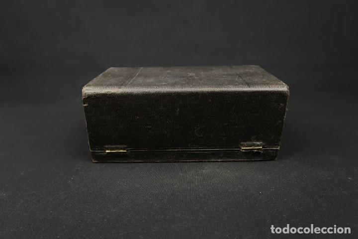 Antig&uuml;edades: Antiguo Servilletero con su Estuche - Foto 12