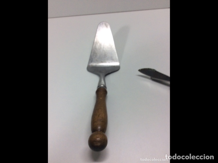 Antig&uuml;edades: Utensilios de cocina abridor y pala - Foto 4