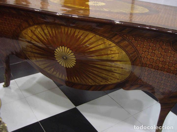 Antig&uuml;edades: MESA DESPACHO TRES CAJONES MARQUETER&Iacute;A - Foto 4