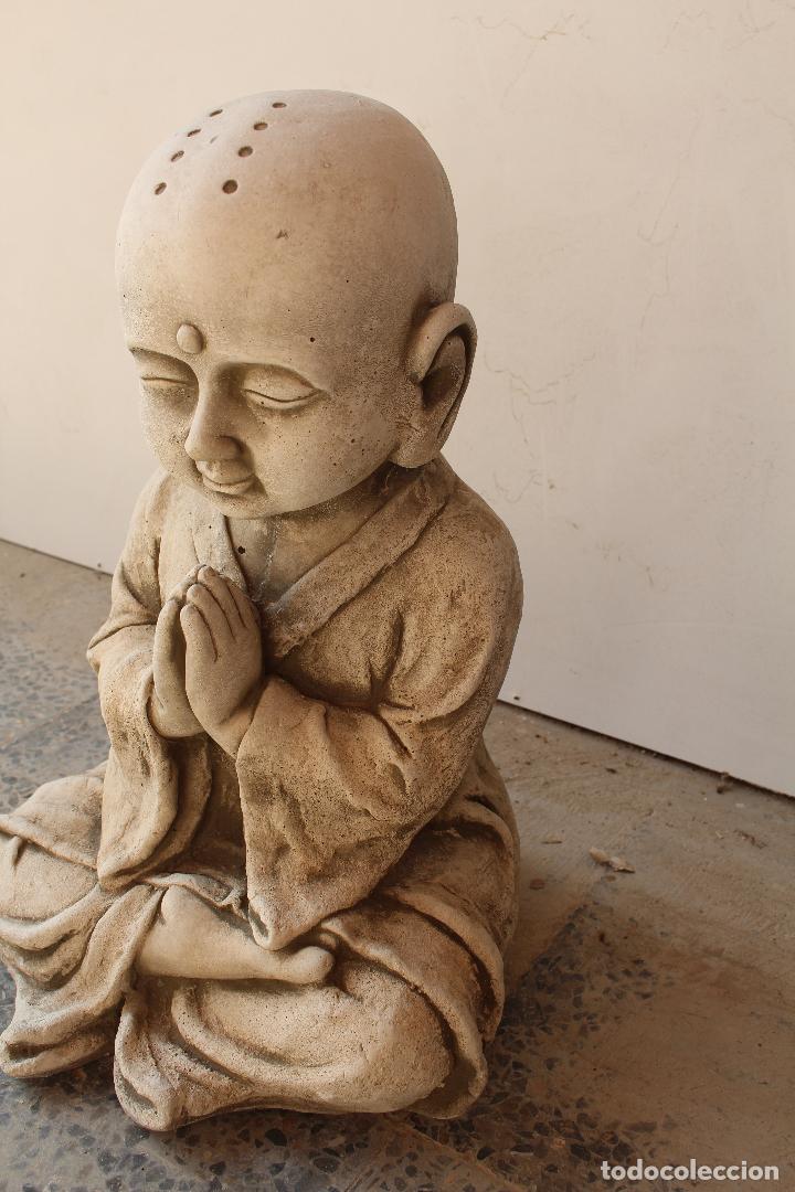Antig&uuml;edades: buda en piedra artificial - Foto 3