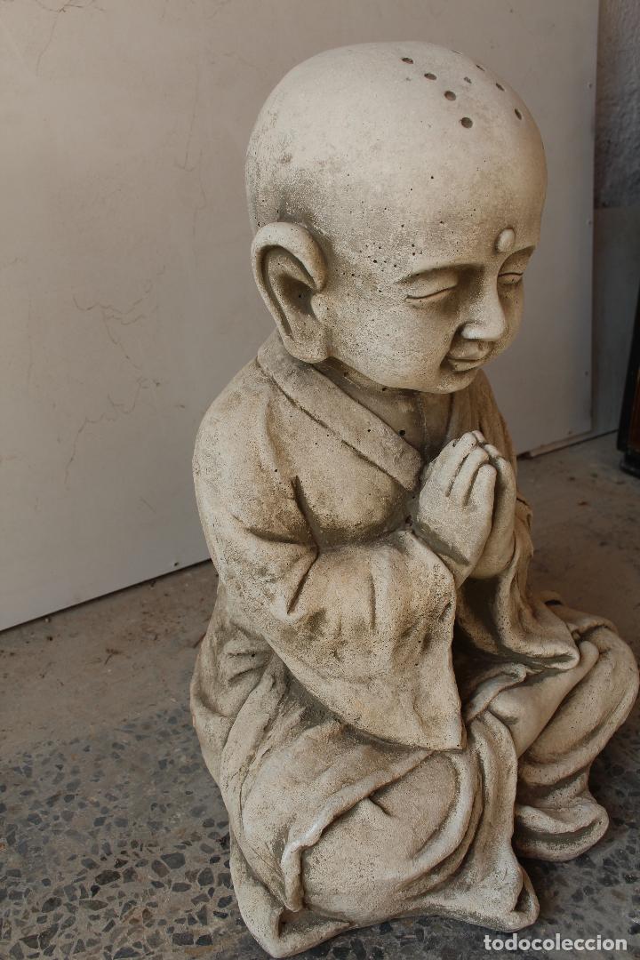 Antig&uuml;edades: buda en piedra artificial - Foto 5