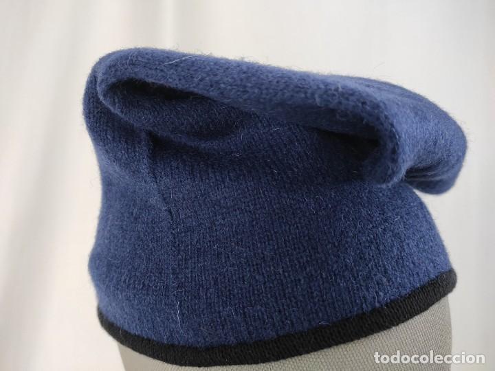 Antig&uuml;edades: BARRETINA, GORRA DE LANA AZUL - Foto 9